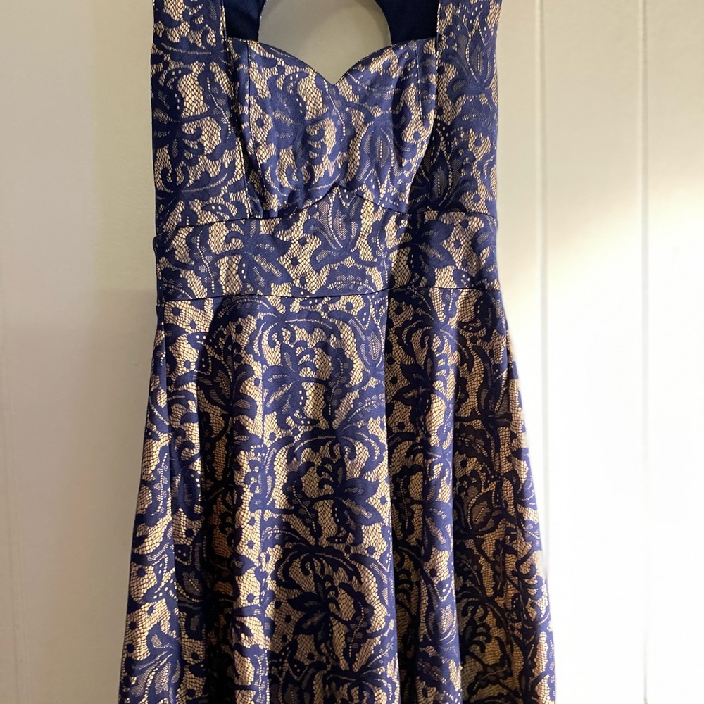 Elegant Navy and Gold Backless Dress